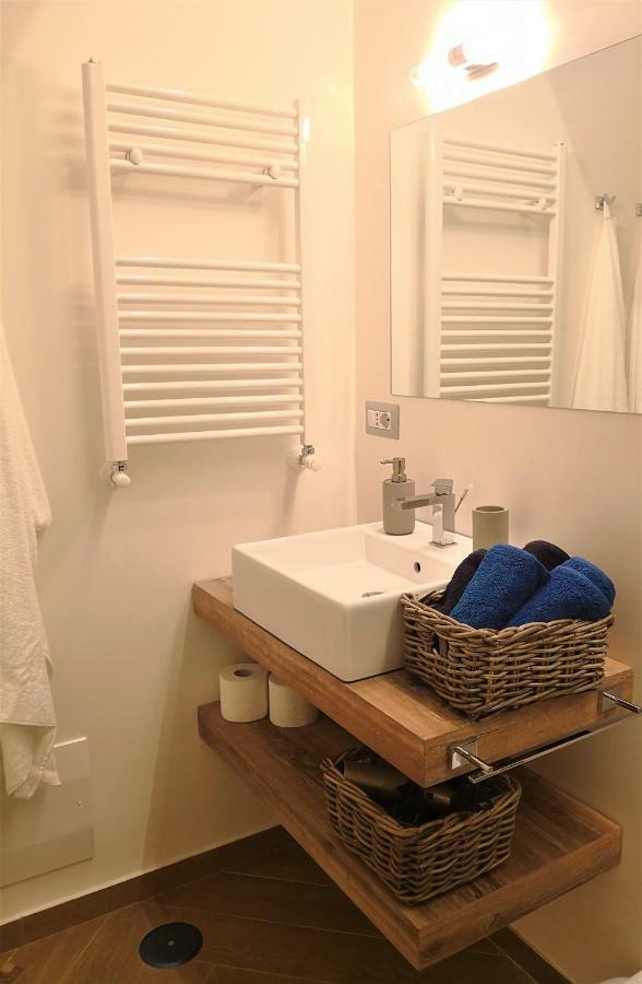 Casa Wenner 1 Apartment เนเปิลส์ ภายนอก รูปภาพ